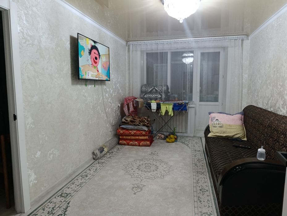 2комн квартира район маг. Тост