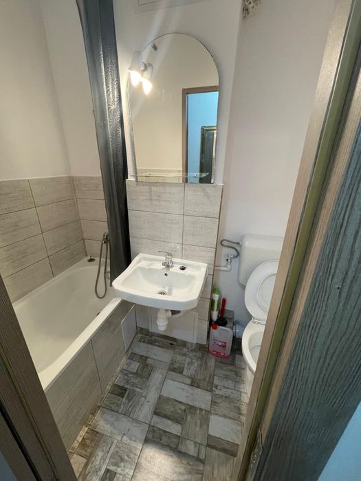 Apartament 3 camere Piata Sud