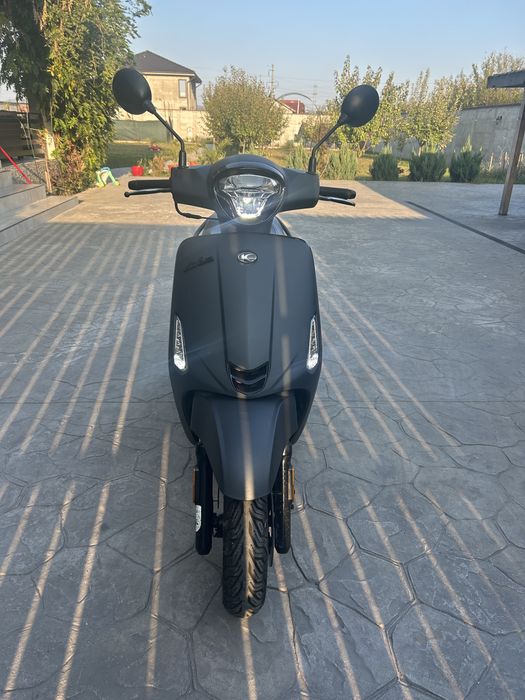 Vand kymco like 125 sau schimb cu auto+ diferenta