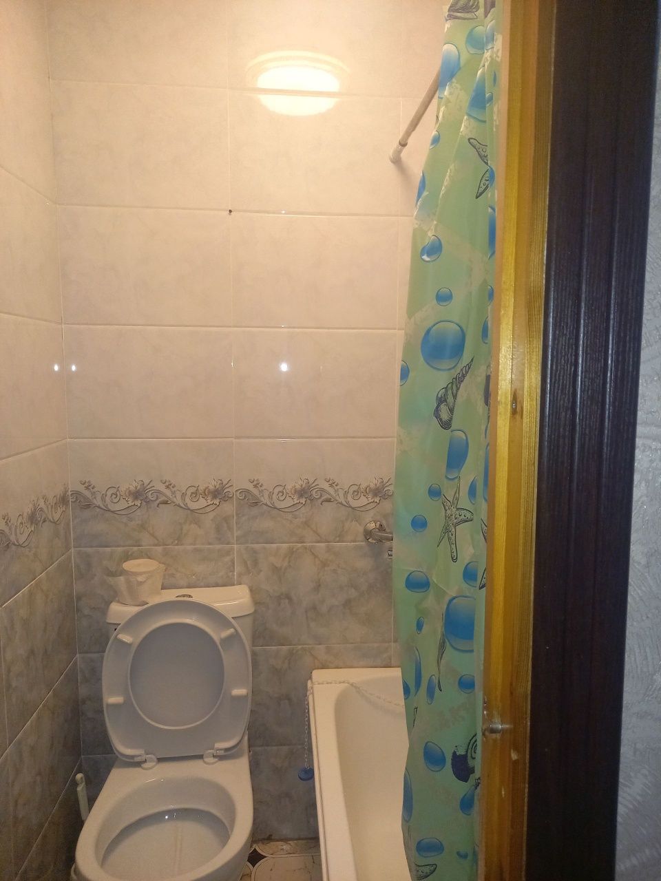 Продаю  1 комнатную квартиру в центре Чирчика