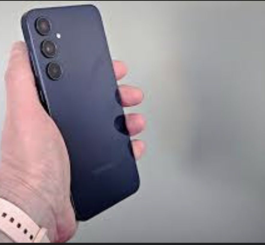 Samsung galaxy a 35 5G sotiladi ideal