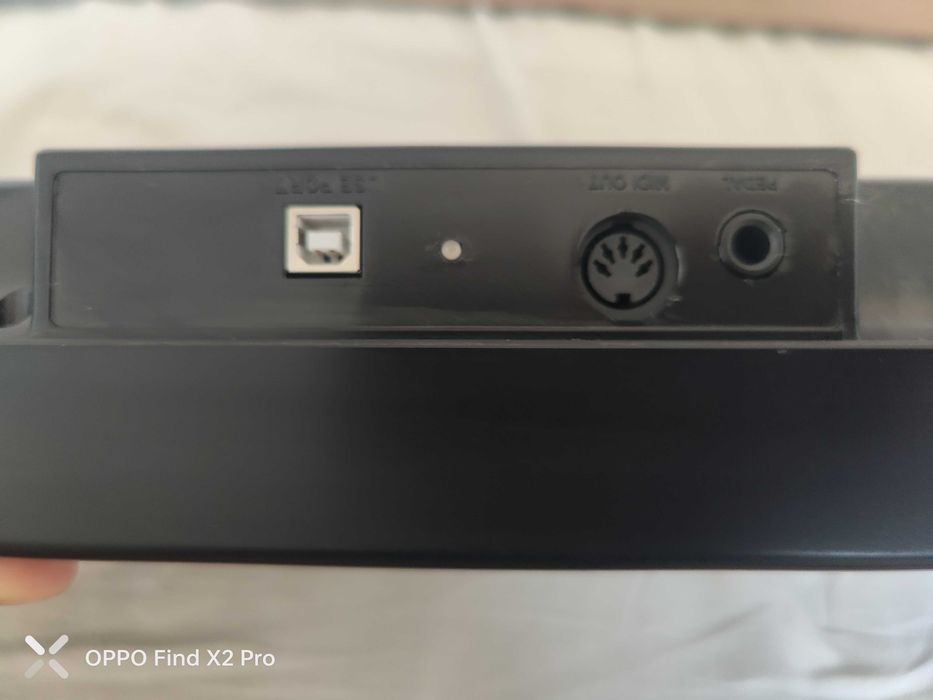 Vând miditech start