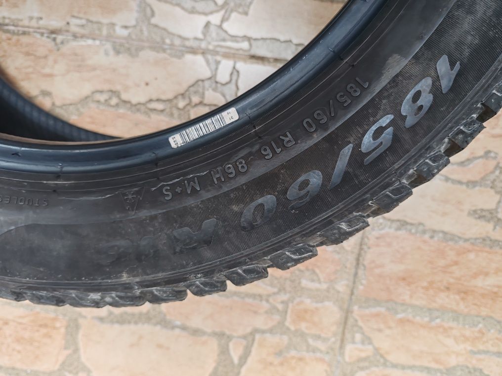 Vând cauciucuri 185/60/16 M+S set complet//Pirelli// 7mm