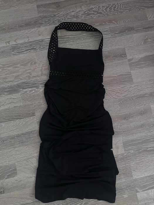 Рокля на марката Zara, S-размер