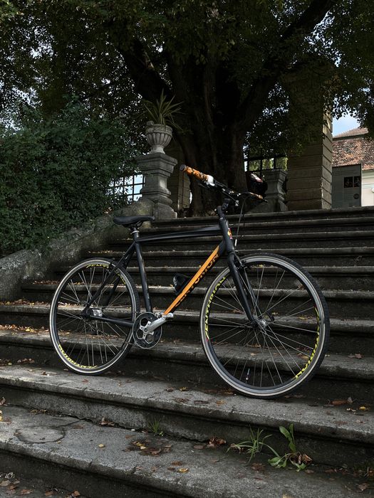 Bicicleta Custom Elvetia foarte usoara!Schimb Playstation 5/Xbox/Jante