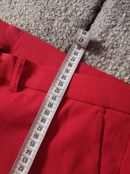 Pantaloni roșii stretch 40-42