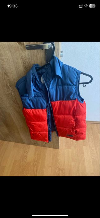 Vesta toamna, albastru cu rosu