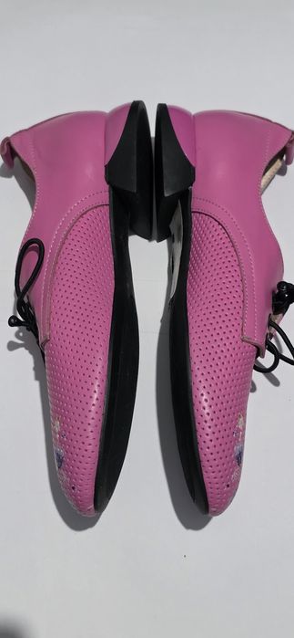 Женская обувь 37