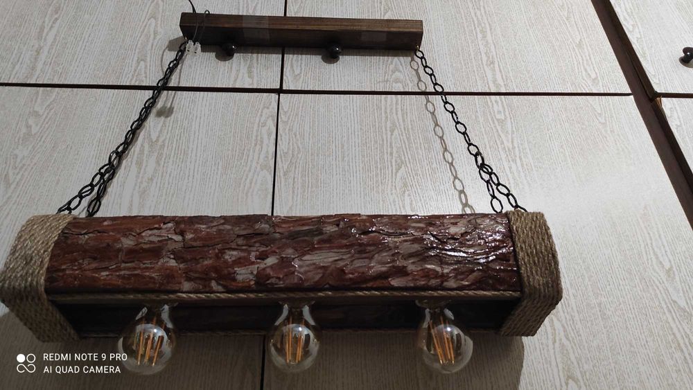 Уникален Дървен полилей с БОРОВА кора, ръчна изработка последна бройка