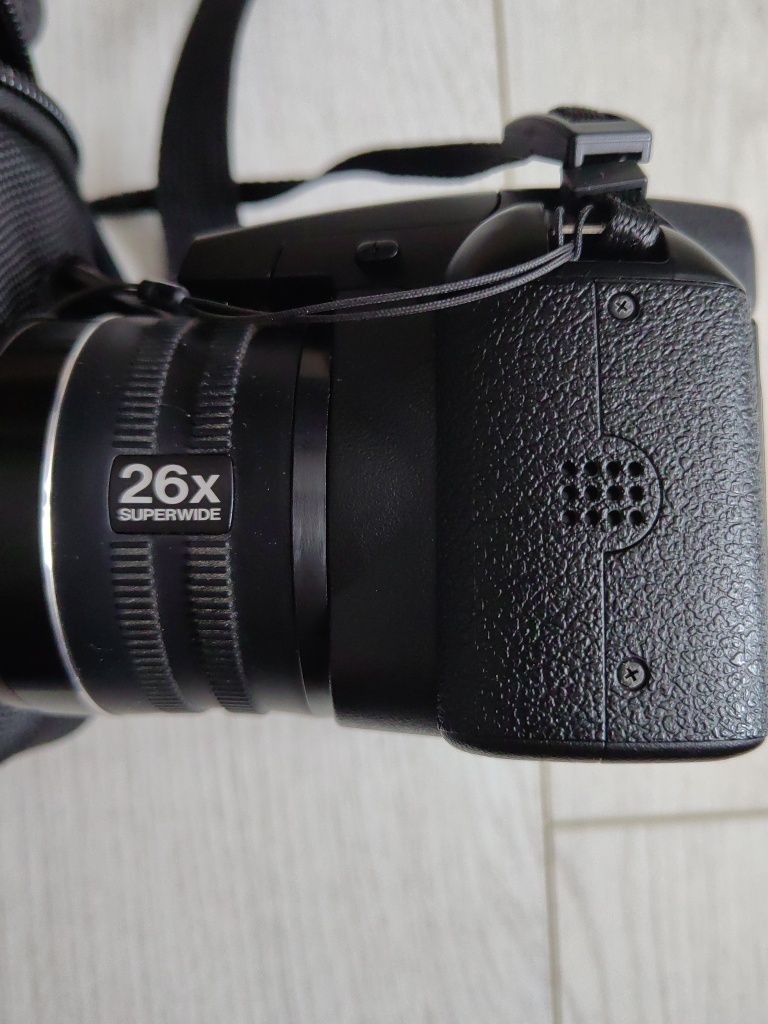 Aparat foto Fujifilm FinePix S4300 14MP black