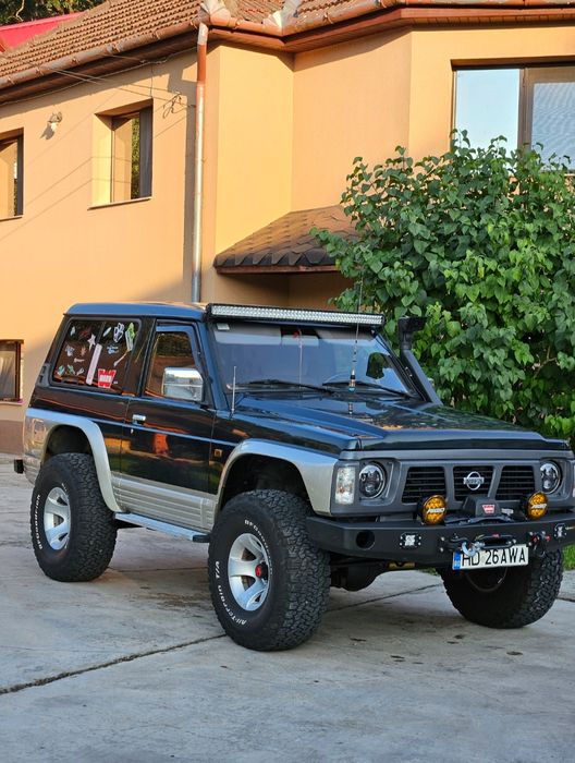 Nissan Patrol y60