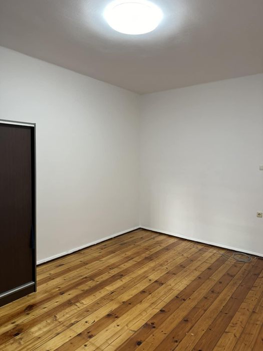 Дава се под наем Двустаен апартамент в София, Център - 82 кв.м за 800 € - Снимка #7