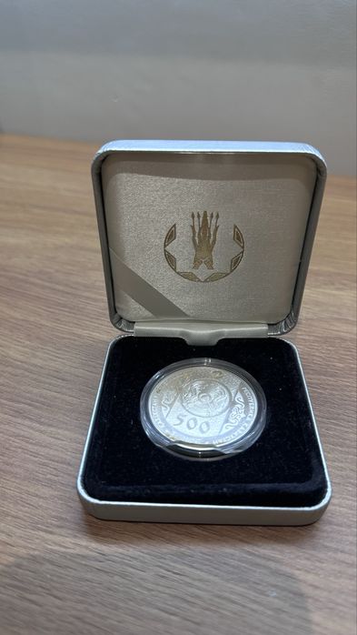 Памятная монета «Отау Котеру» 2010 года. Серебро с футляром,срочно!