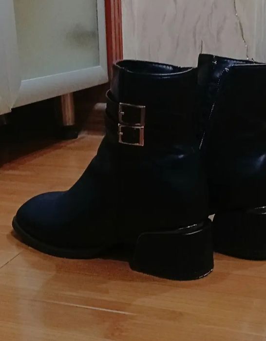 Продам новые полусапожки с мехом