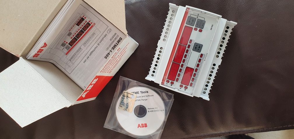 Multimetru panou ABB trifazat DMTME