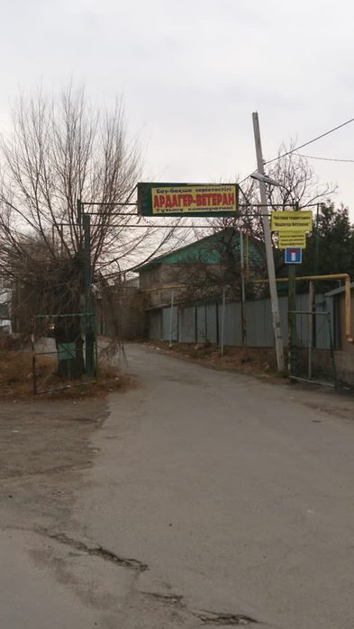 Участок ровный не тронутый