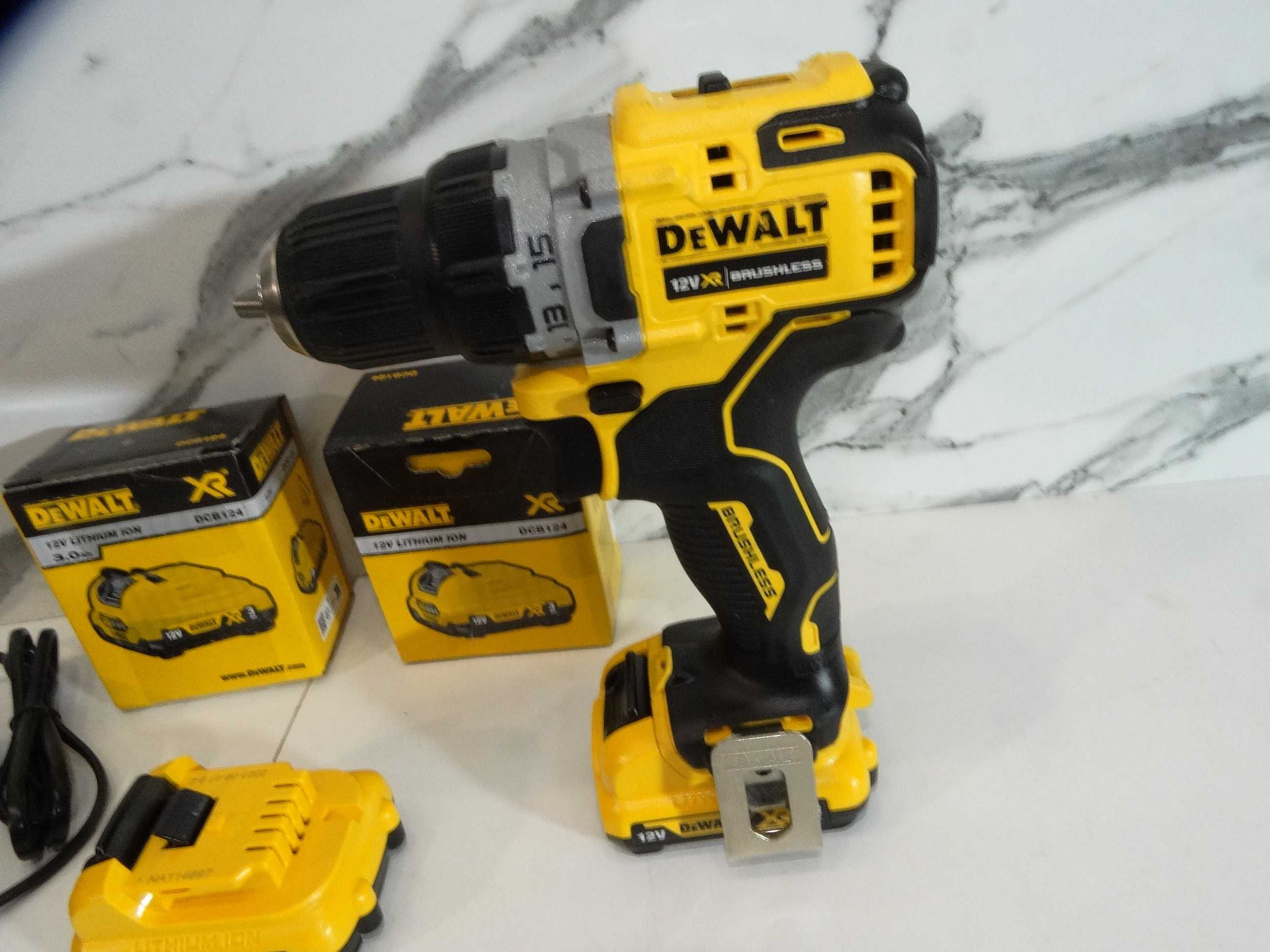 Dewalt DCD 701 / 2 x 3.0 Ah - Безчетков винтоверт 12 V