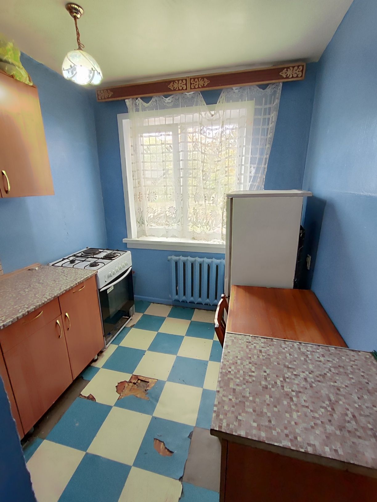Срочно!!! Продается 3-комн (5-32, 1 эт) эт)