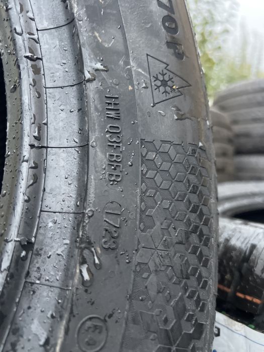 215 65 17 Continental WinterContact TS870P / Vulcanizare Non Stop