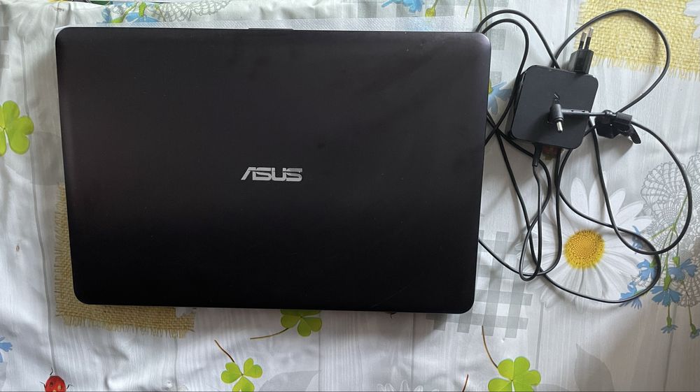 Laptop ASUS A541U