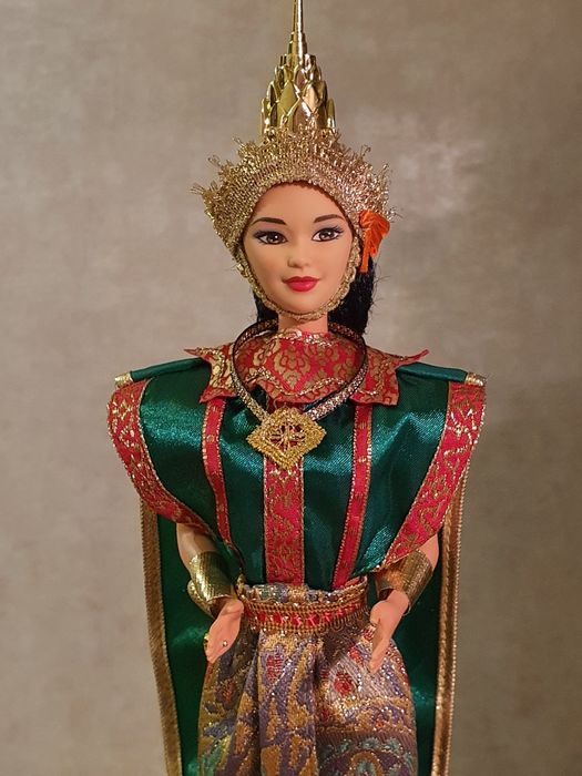 Кукла Barbie Thai