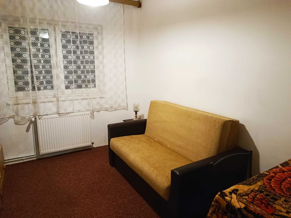 Vand apartament 3 camere, 2 bai, 70 mp
