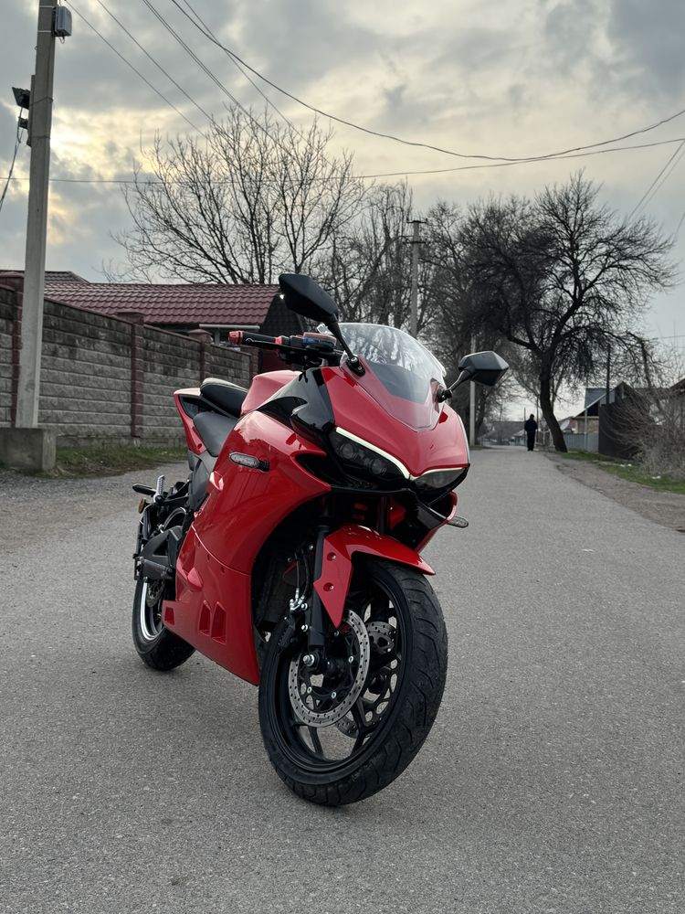 Продам электромотоцикл Dugati panigale.