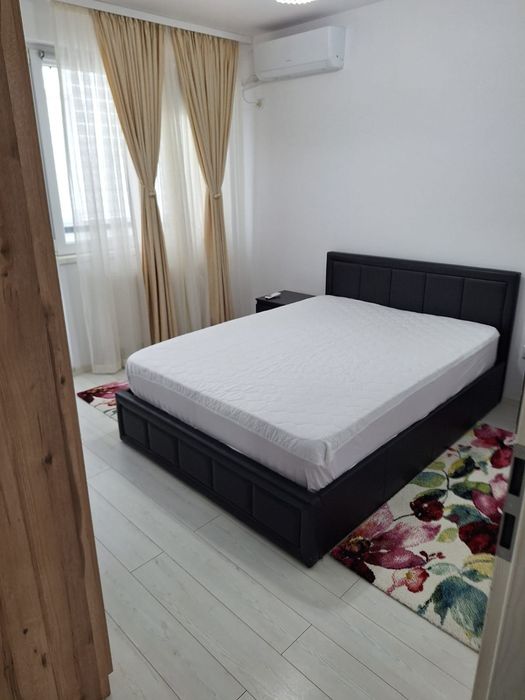 Se închiriază apartament 2 camere 360 euro/ luna