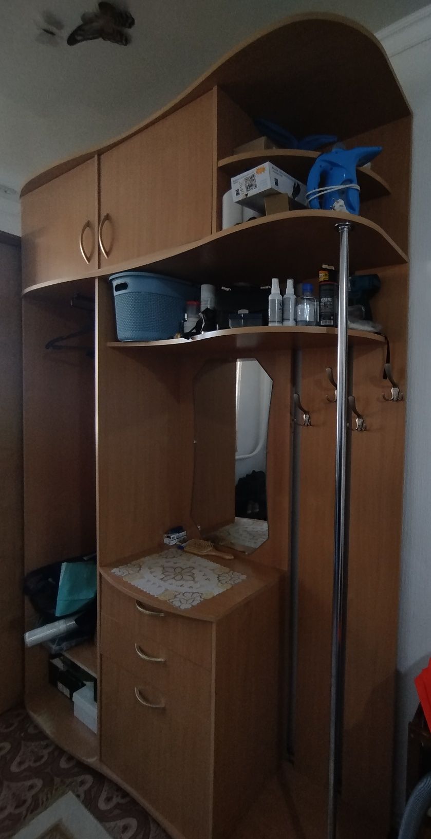 Продам срочно шкаф