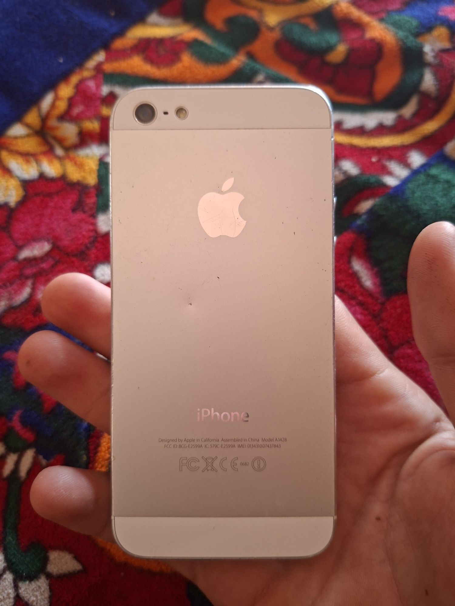 Iphone 5 yaxshi holatda