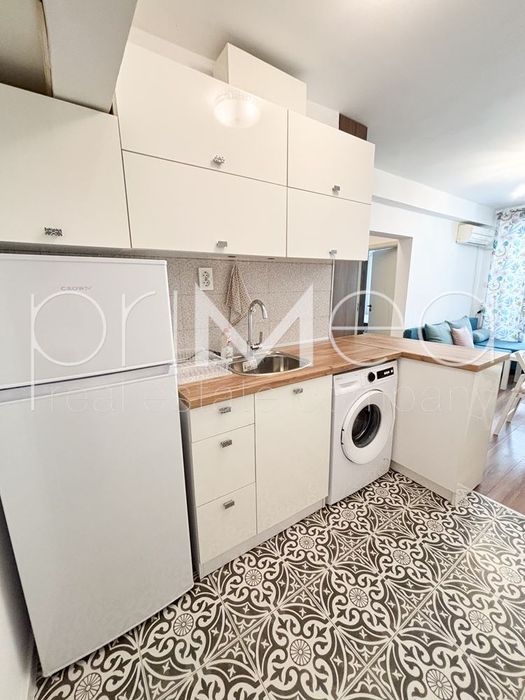 Дава се под наем Двустаен апартамент в Бургас, Възраждане - 50 кв.м за 392.7 € - Снимка #1