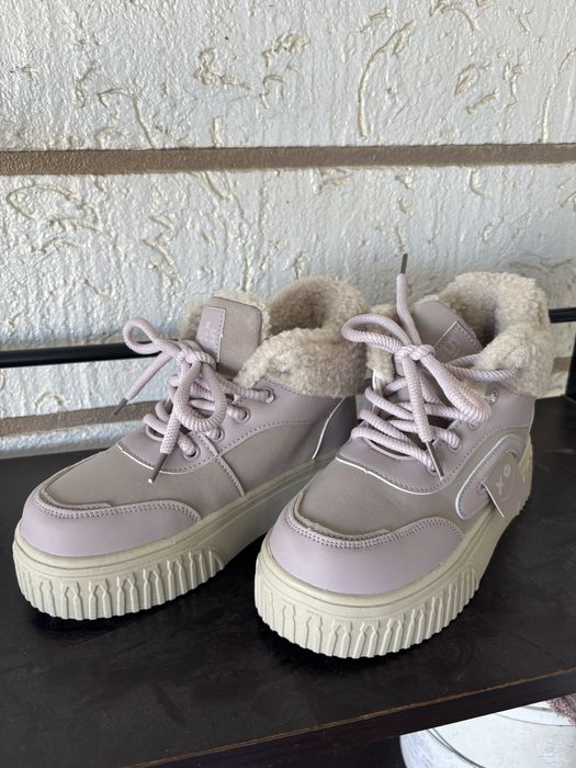 Зимне сапоги для девочек 34 р