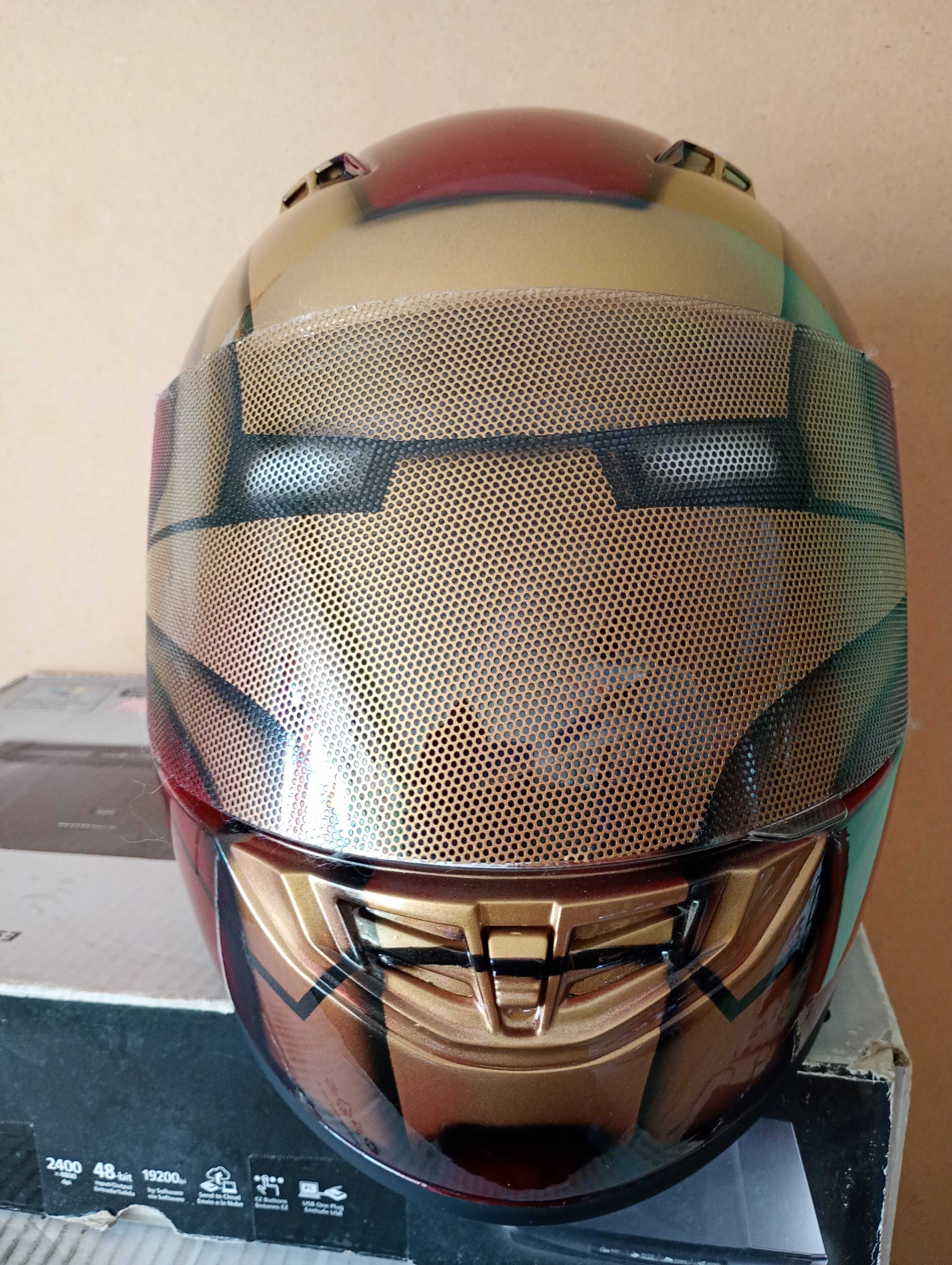 Casca Moticicleta Iron Man Vopsita Artistic la Comanda in Florida, SUA
