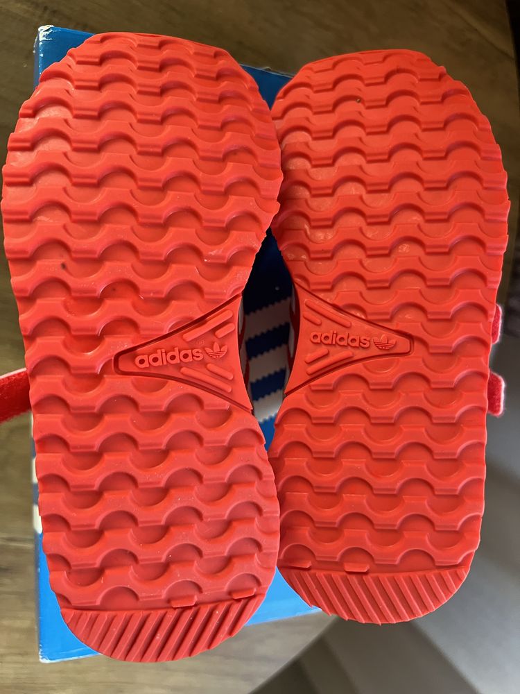 Маратонки Adidas червени - размер 28