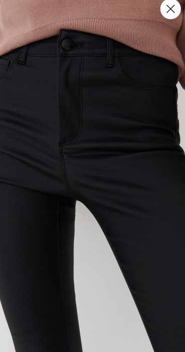 Pantaloni NOI cerati Mohito