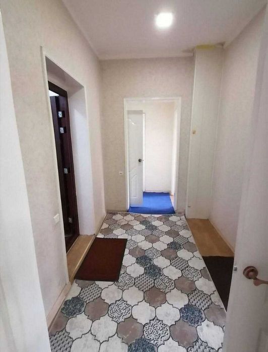 Shayxontoxur Gulobod maxalla, 9 etajli uyning 2-qavatida, 2 xonali uy