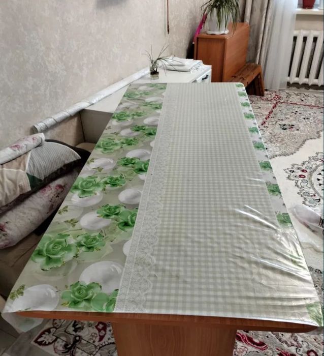 Стол и раковина продается срочно