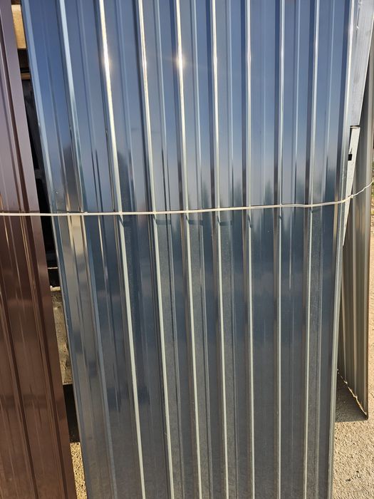 Vand Tabla Cutata Zincata Și Colorata Diferite Grosimi