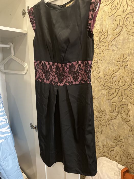 Платье 42-44 размер 5000 тыс торг