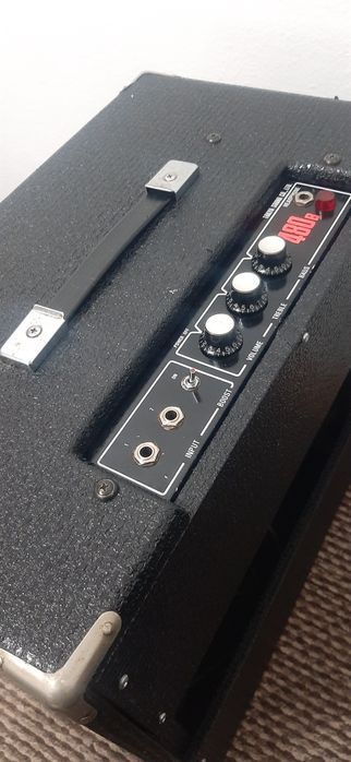 Amplificator chitara bass Guyatone