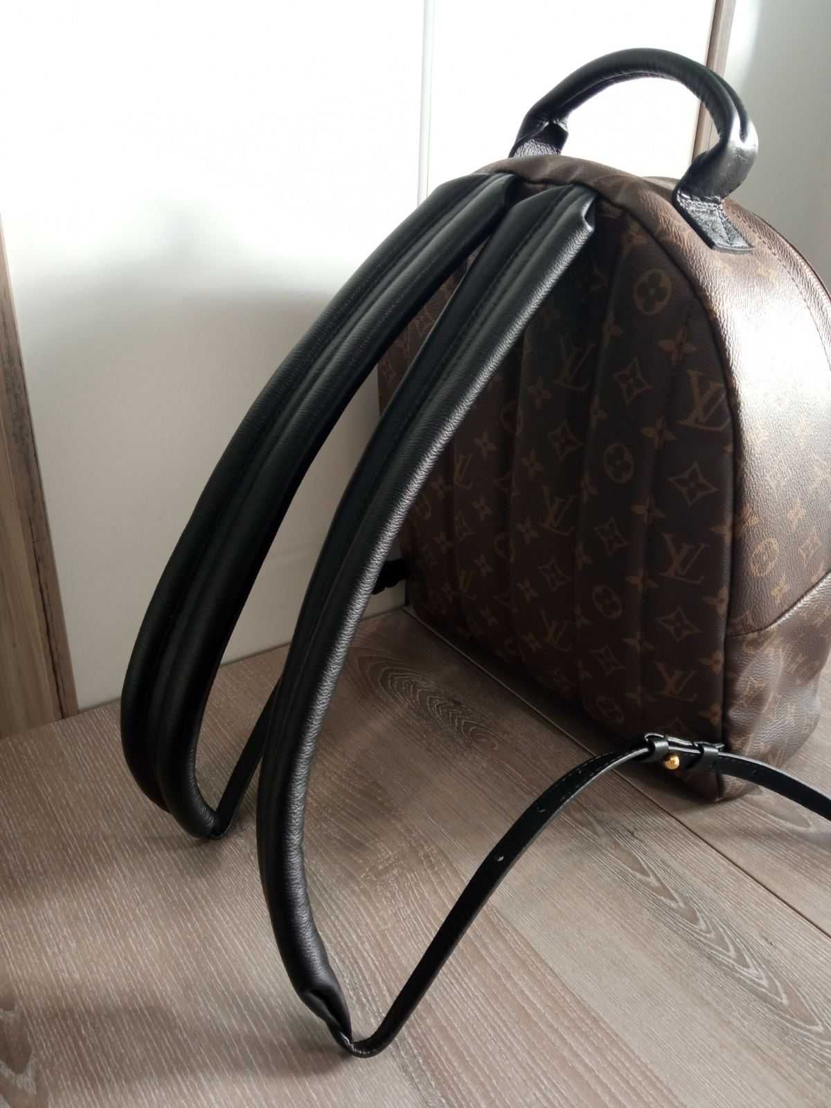 Louis Vuitton Дамска Раница Монограм Шикозна и Практична