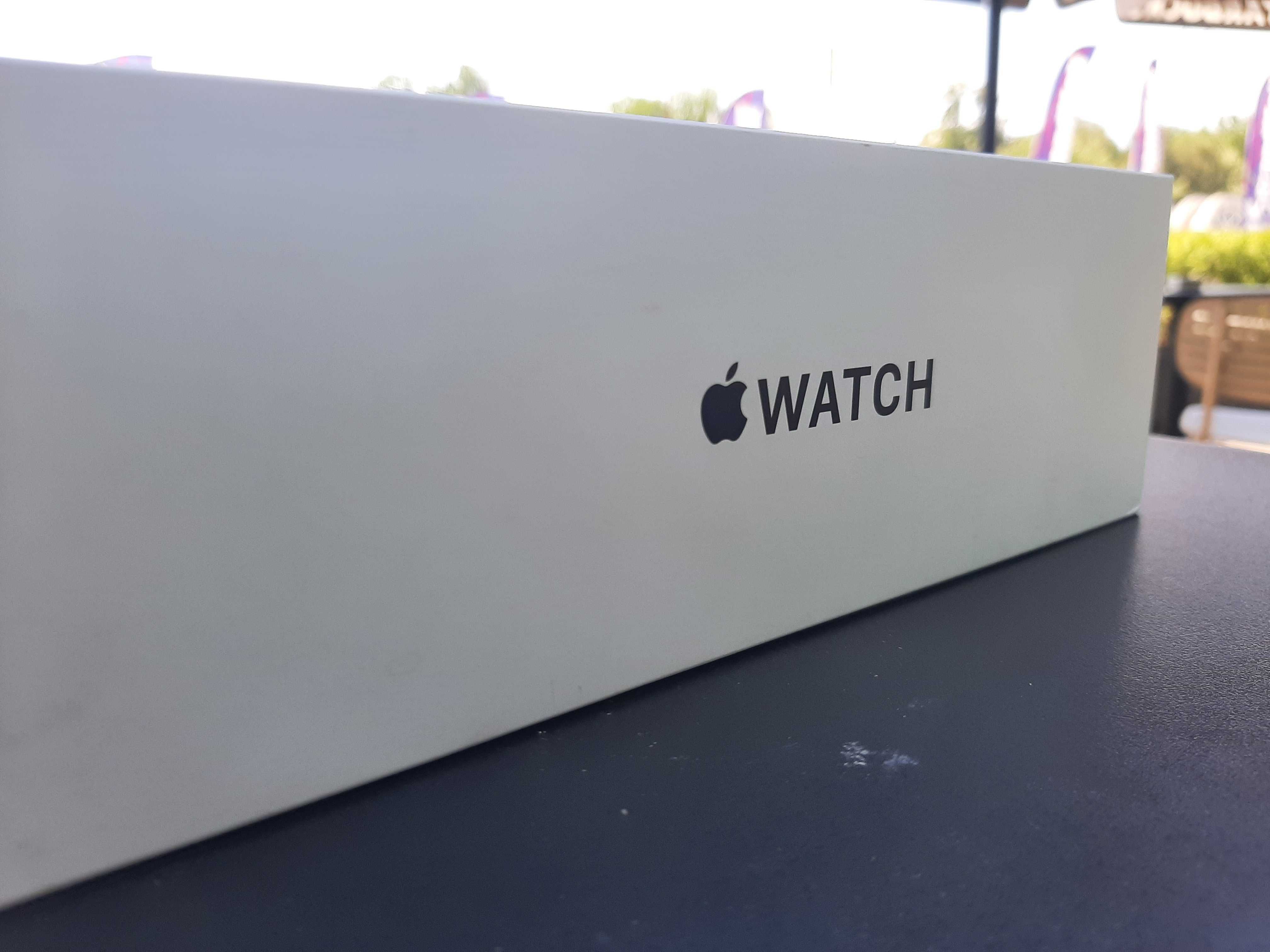Apple watch SE 2nd Gen 43 mm Midnight GPS