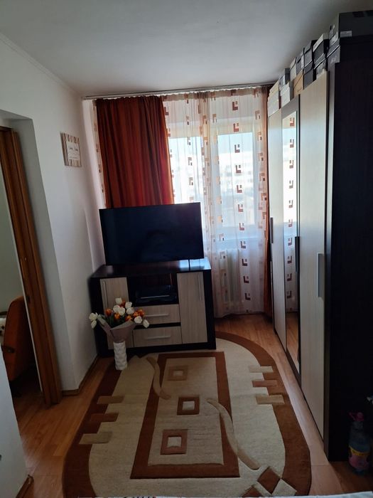 Vând apartament 2 camere