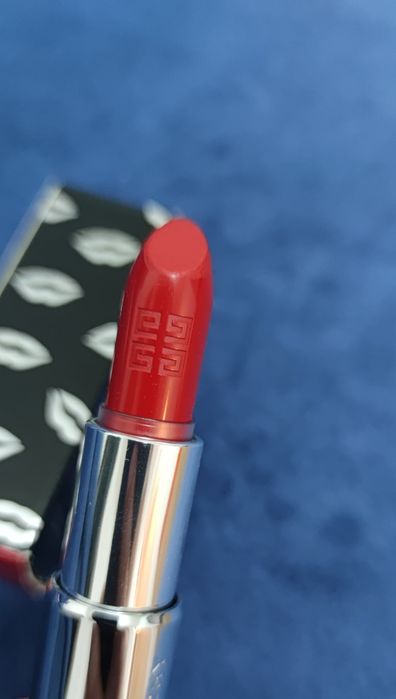 Ruj rosu Givenchy