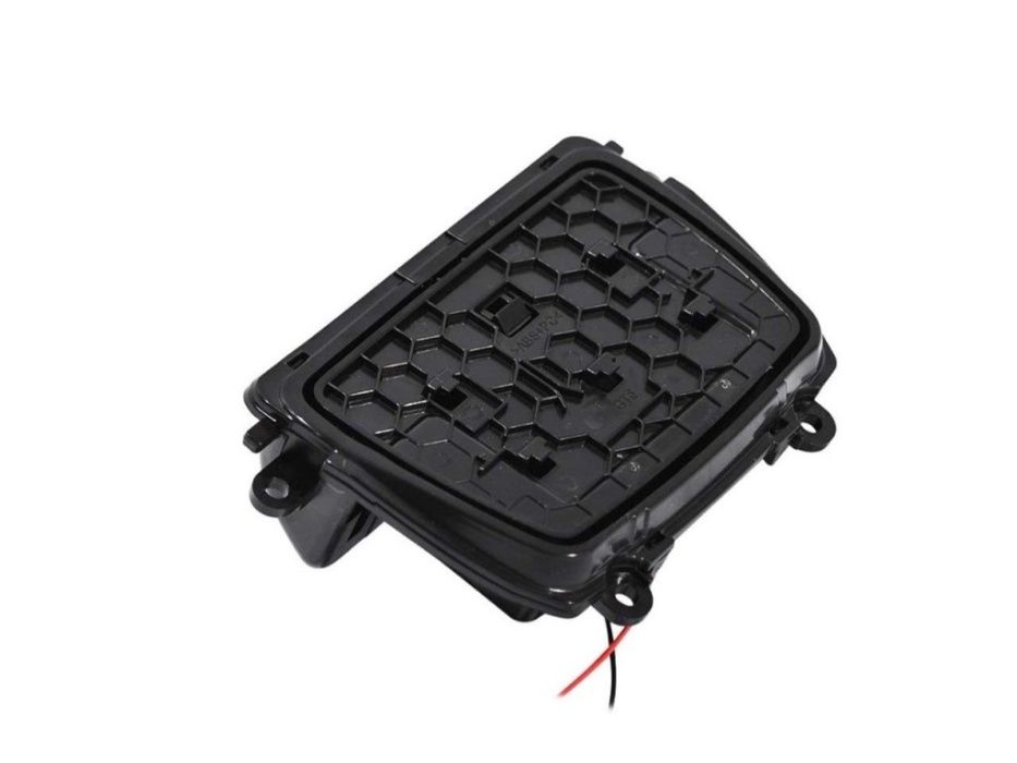 Пепелник за BMW 5 F10 / БМВ 5 Ф10