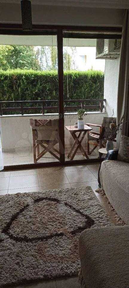 Дава се под наем Двустаен апартамент в Варна, Бриз - 70 кв.м за 200 € - Снимка #2