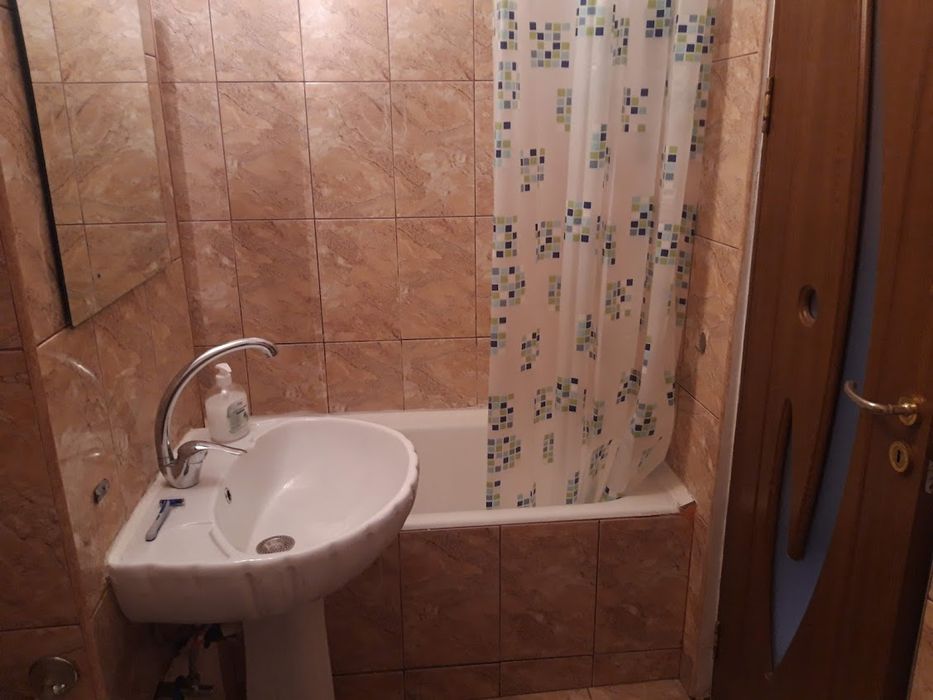 Închiriez apartament 2 camere gavana