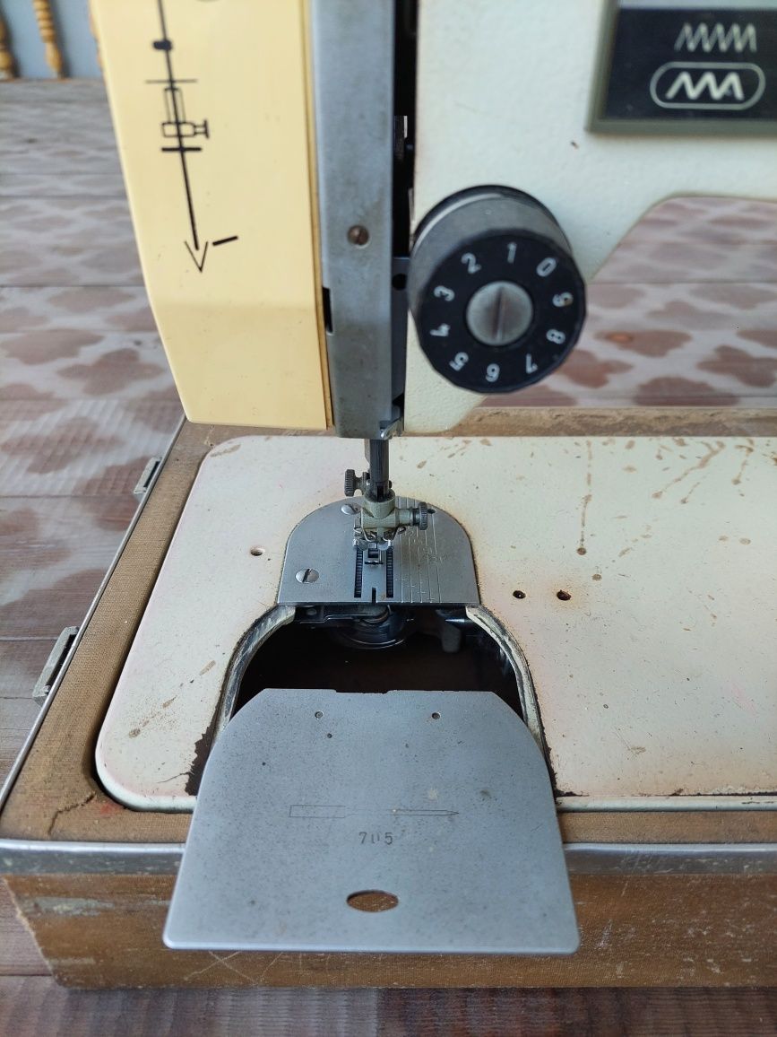 Машинка швейная оригинал