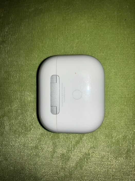 AirPods Generatia a3a Pentru Piese