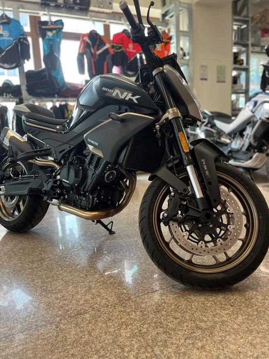 Motocicleta CFMOTO 800NK